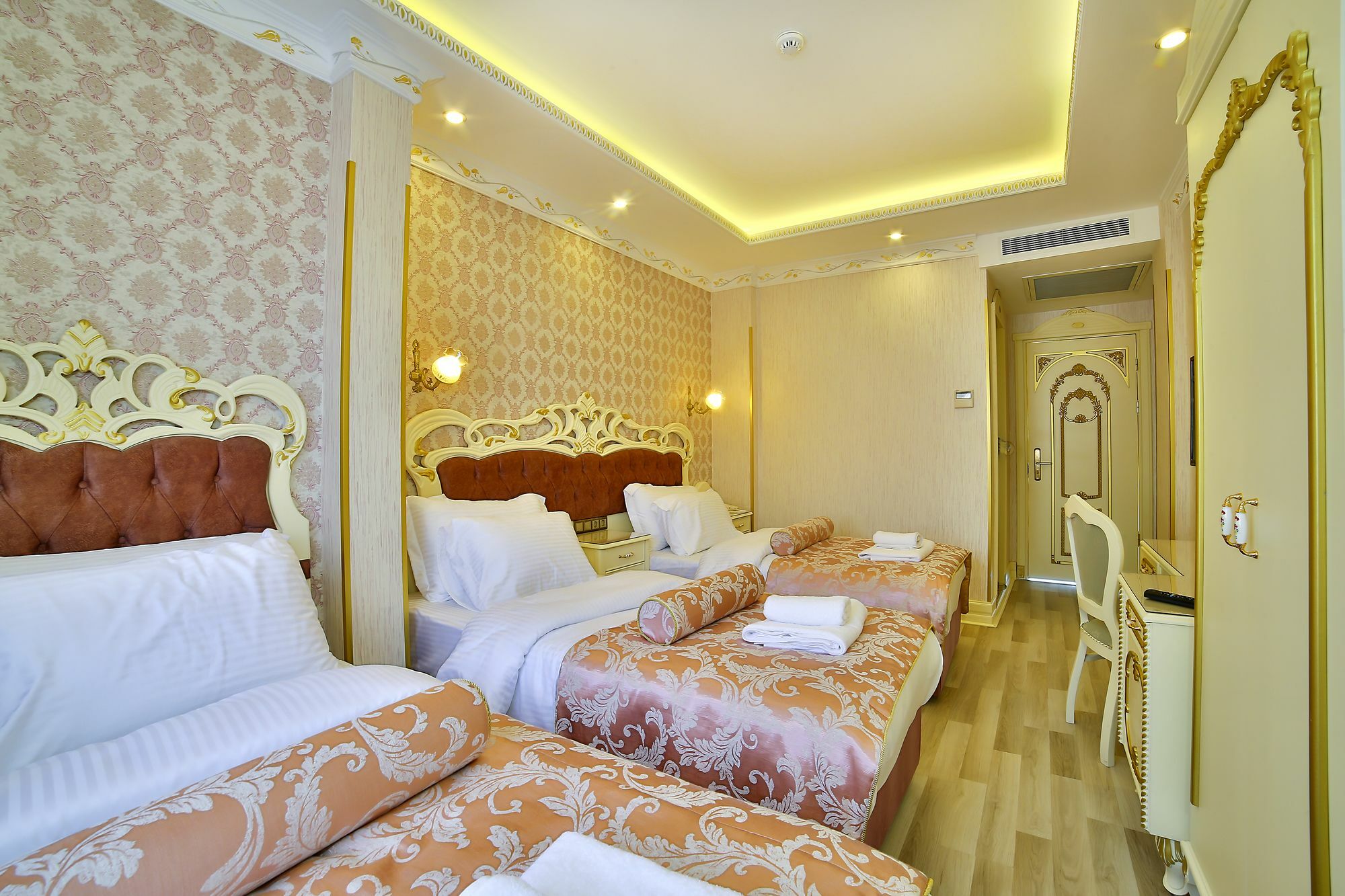 Nayla Palace Hotel Istanbul Exterior foto